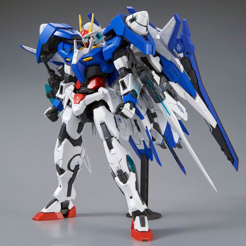 Gundam 00 XN Raiser GN-0000 - MG Premium Limited 1/100 - Bandai
