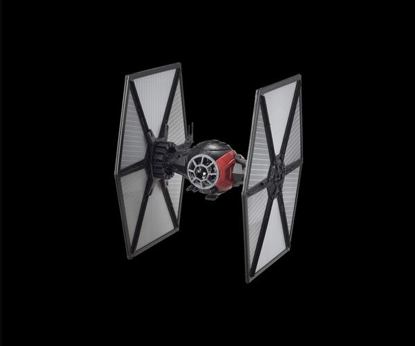 Bandai 1/72 Star Wars The Force Awakens: First Order Special Bandai 1/72 Star Wars The Force Awakens: First Order Special