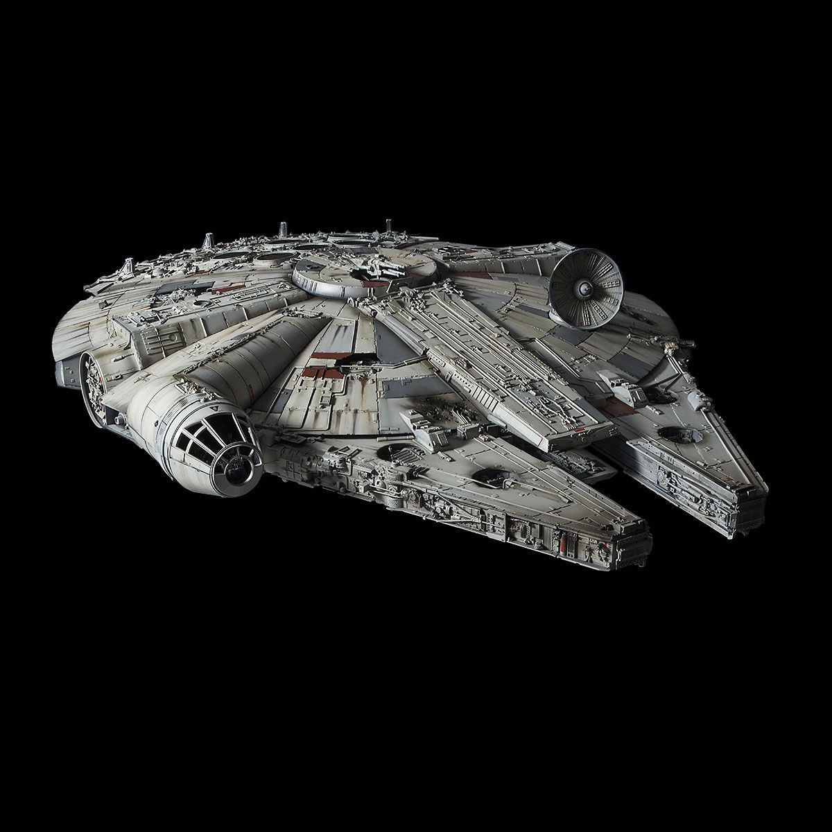 Bandai 1/72 Star Wars A New Hope: Millennium Falcon Studio Model Kit