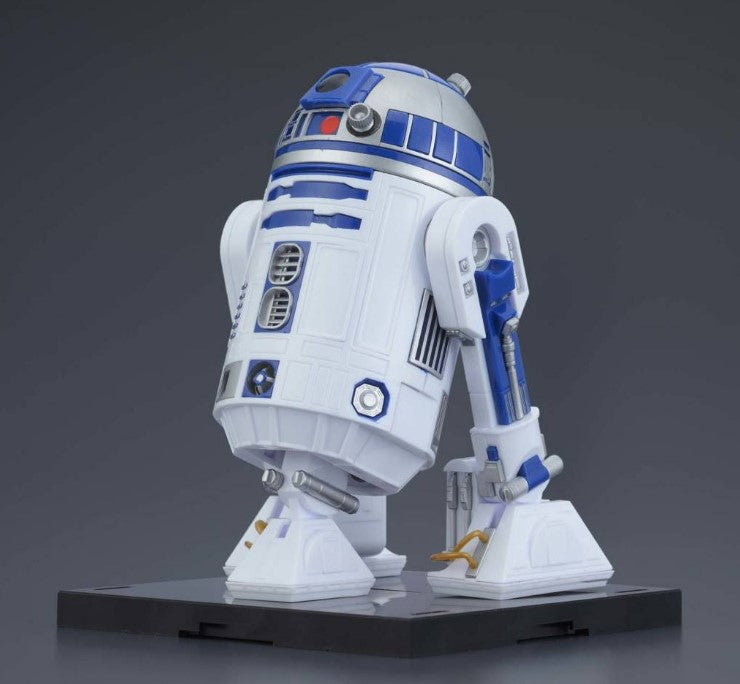 スター・ウォーズ R2-D2 ブースター・ロケット付き Amazon | スター・ウォーズ R2-D2(ロケットブースターVer.) 1/12
